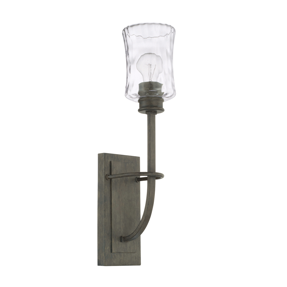 1 Light Sconce