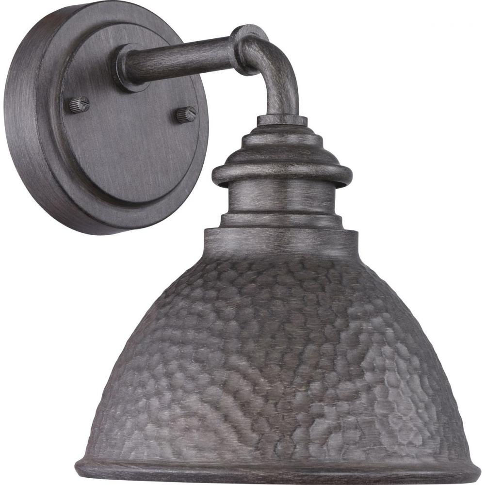 P560097-103 1-100W MED WALL LANTERN